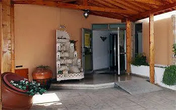 Petsas & Tavern * Peyia